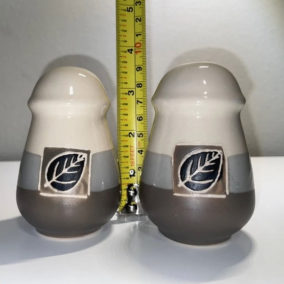 BOHEMIAN SALT & PEPPER Mid Century Ceramic Autumn Leafs - Picture 3 of 4